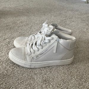 Universal Thread High Tops